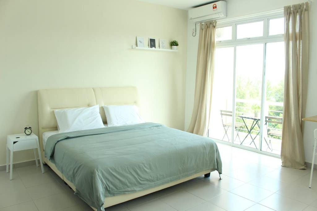 New Seaview Cozy Modern Beach House タンジュンブンガ エクステリア 写真