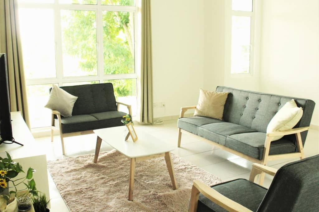 New Seaview Cozy Modern Beach House タンジュンブンガ エクステリア 写真